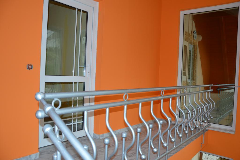 Kristaly Apartman Bed and Breakfast Hévíz Exterior foto