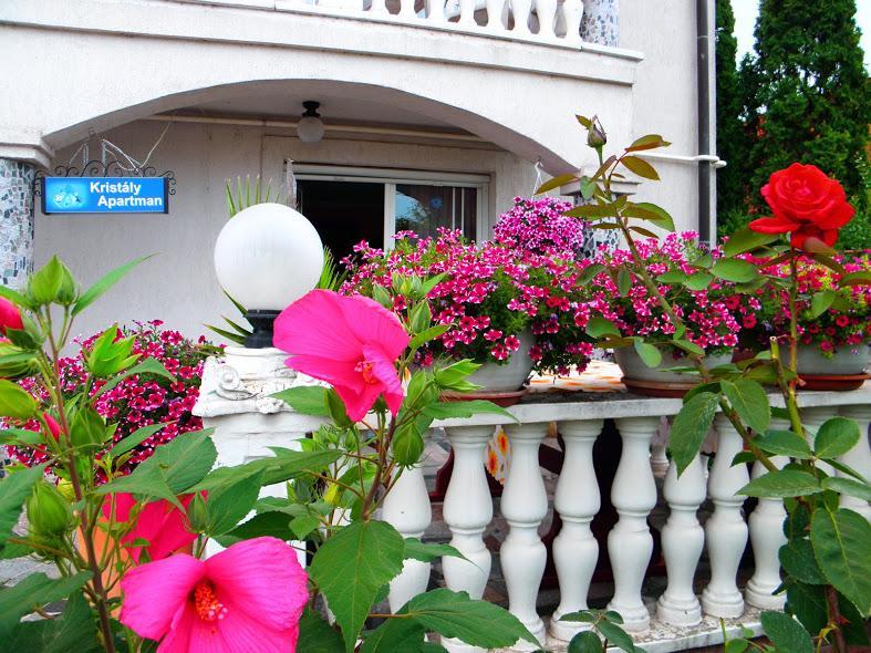 Kristaly Apartman Bed and Breakfast Hévíz Exterior foto